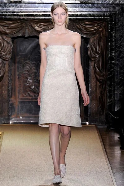 Look 23